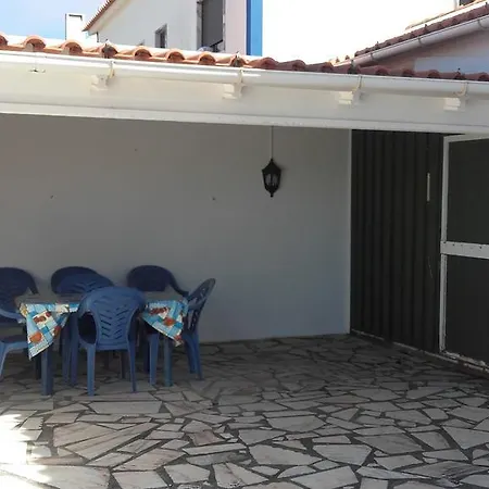 Holiday home Sun House - Baleal